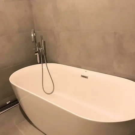 Chateau La Fleur De Quinsac Guest house