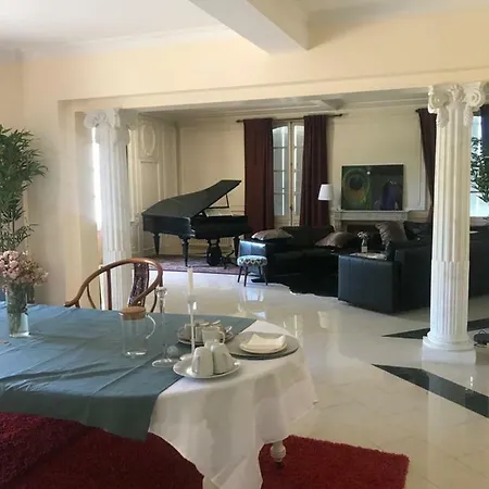 Chateau La Fleur De Quinsac 招待所